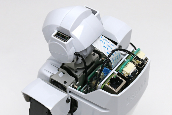 ラズパイ4を搭載した二足歩行ロボット「Robovie-Z」ヴイストンが発売  画像処理や各種の演算処理、AIの開発などが可能