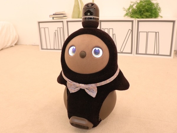 友達に「LOVOT」を紹介すると非売品の「LOVOT蝶ネクタイ」とクーポンをプレゼント 製造は明治40年創業の老舗織元