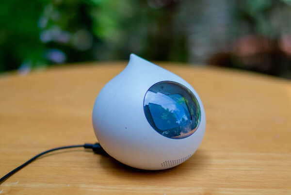 予想外の会話が楽しめる自律型会話ロボット「Romi」(ロミィ) 速攻レビュー！