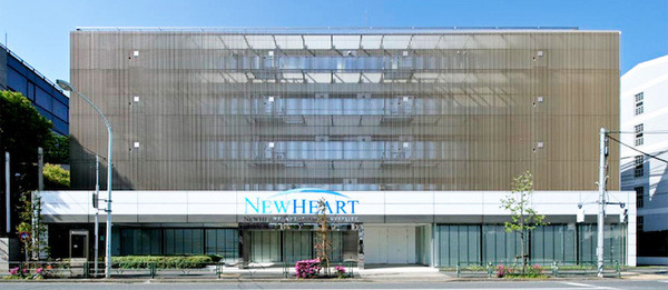 手術支援ロボット「ダビンチ」の心臓外科手術数の世界一は日本のニューハート・ワタナベ国際病院