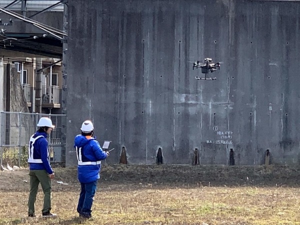 国際ドローン協会 都心部の擁壁調査にドローンを使用 合計200ヶ所を30日間かけて実施