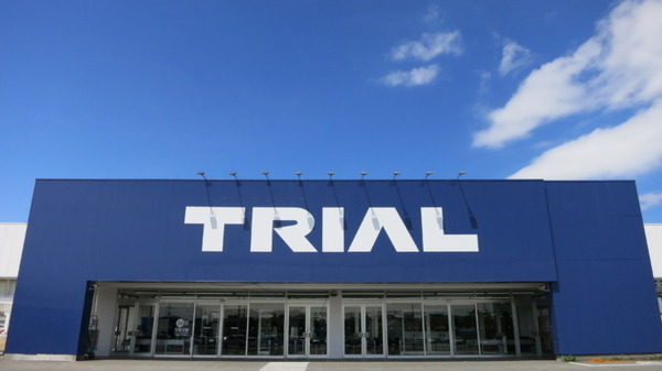 【関東初】未来のスマートストア　話題の「スーパーセンタートライアル」が千葉長沼に誕生！先進のレジカートと688台のAIカメラ導入