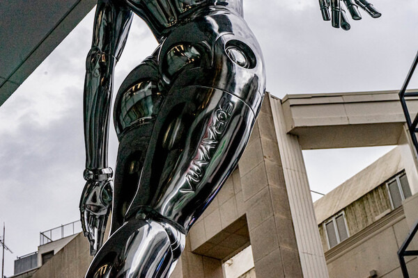 渋谷PARCOで展示中、空山基氏デザインの「SEXY ROBOT」フォトレポート！ by ロボスタカメラ部