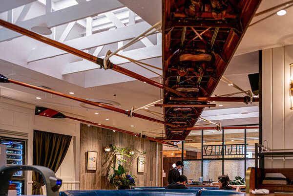 サラダをロボットが配膳！「THE GALLEY SEAFOOD & GRILL by MIKASA KAIKAN」自動配膳ロボット フォトレポート！ by ロボスタカメラ部