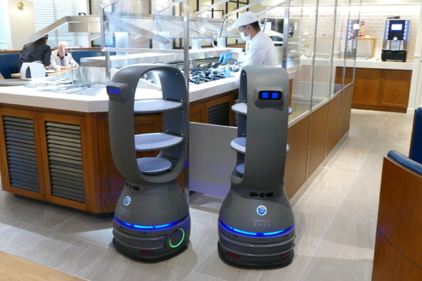 赤い協働ロボット「Sawyer」について住友重機械とQBITが共同ウェビナー　国内販売累計は200台