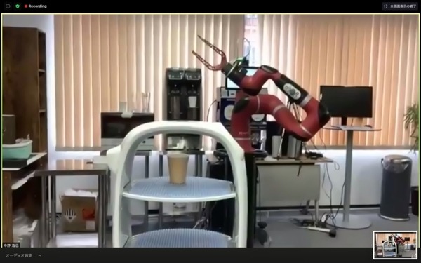 赤い協働ロボット「Sawyer」について住友重機械とQBITが共同ウェビナー　国内販売累計は200台