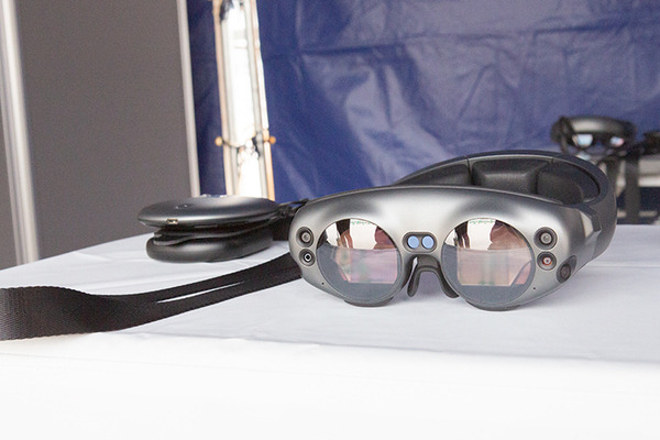 【速報】ドコモ「未来とつながる5G×XR」を高輪で体験してきた　マジックリープ1の仮想空間で近未来の5Gコミュニケーション体験