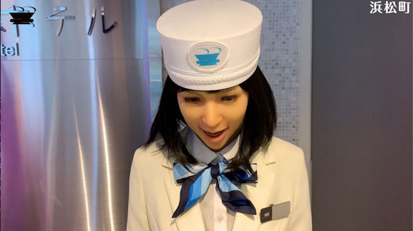 「変なホテル」の魅力とコロナ感染対策をロボホンが伝えるWeb動画を公開 「Go To トラベル」に向け多くの宿泊プランも用意