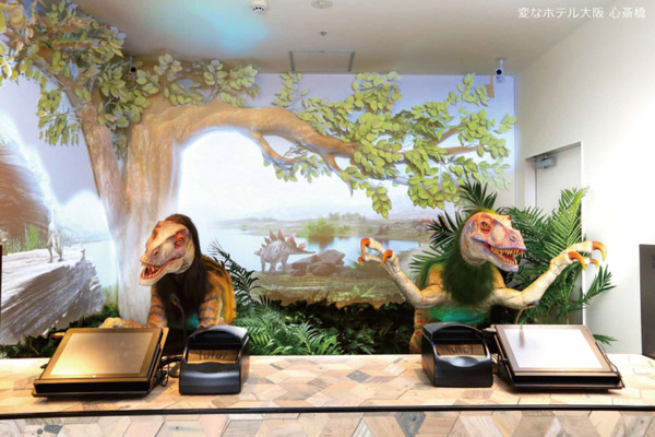 「変なホテル」の魅力とコロナ感染対策をロボホンが伝えるWeb動画を公開 「Go To トラベル」に向け多くの宿泊プランも用意