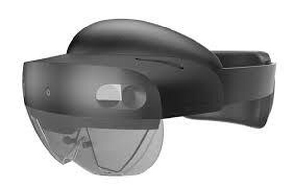 MRデバイス「HoloLens2」を使用した未来の講義スタイルを京都橘大学が8/1にお披露目 「バーチャルキャンパスツアー」も実施