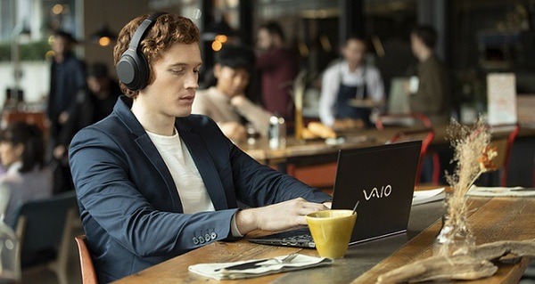 ソニー、AIハイレゾ相当ワイヤレスヘッドホン「WH-1000XM4」業界最高クラスのノイキャン、スマート機能、Alexa/Google音声対応