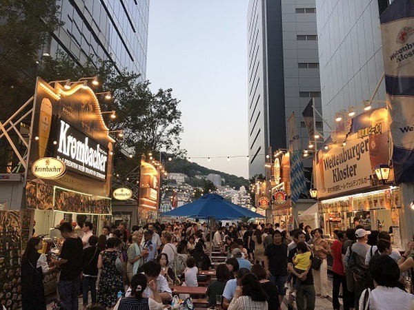 ドコモ、5G対応ガラスアンテナを広島テレビ「エキキターレ」に導入　広テレ本社一帯を5Gエリアに　注目の5Gガラスアンテナとは