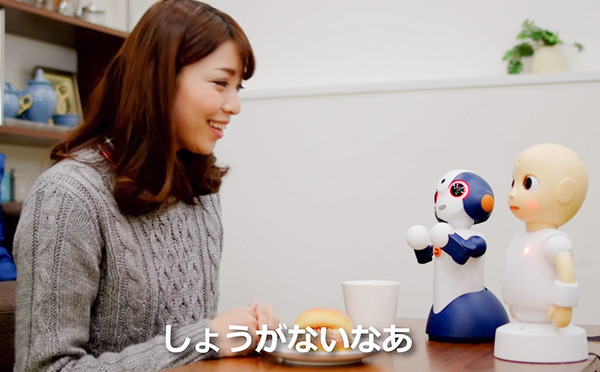 ロボットとの途切れない会話をどう実現するか? 音声認識不足を補う「複数体で連携して人と話すロボット」石黒共生HRIプロジェクト
