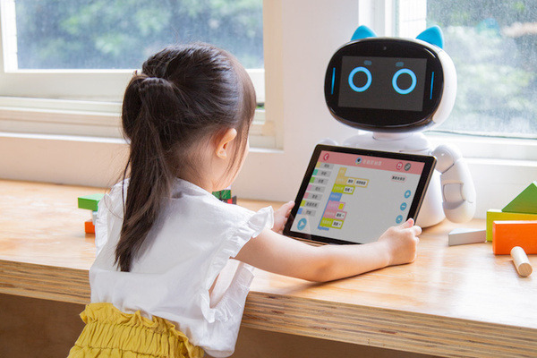 ロボットデータベースに24種のロボットと6種類のスマートスピーカーを追加で掲載 総数は244種類