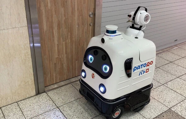 車中心から人中心の空間へ　移動支援ロボット「ラクロ」と無人宅配ロボット「デリロ」活用　ZMPと日建設計シビルが協業
