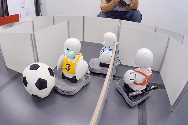 【速報】走れる分身ロボット「OriHimeカート」でスポーツ大会を開催　SMA当事者がリモートで「迷宮からの脱出」競技を満喫　バイオジェン杯