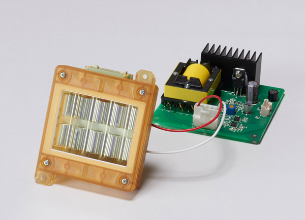 【画期的】人がいても使える紫外線殺菌光源「Care222」をウシオ電機が発表　東芝ライテックと提携し、空港・ホテル・病院などで活用へ
