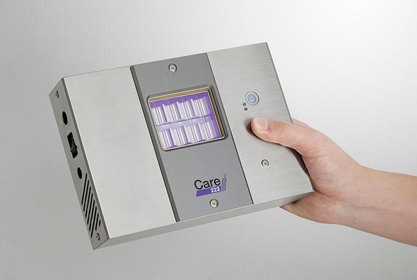 【画期的】人がいても使える紫外線殺菌光源「Care222」をウシオ電機が発表　東芝ライテックと提携し、空港・ホテル・病院などで活用へ