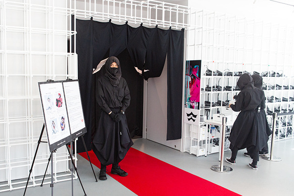 【速攻体験レポート】仮想現実MRと日本文化の演舞が融合した最新エンタテインメント「羽田出島 The Heart of ZIPANGU」プロジェクションマッピング演出も
