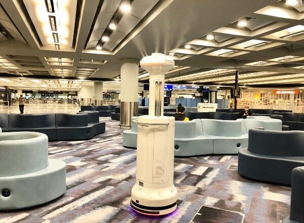 香港国際空港や中国100カ所の病院などで稼働中の自動除菌ロボット「ISR」日本でも展開　UV-C紫外線照射と消毒剤噴霧のハイブリッド