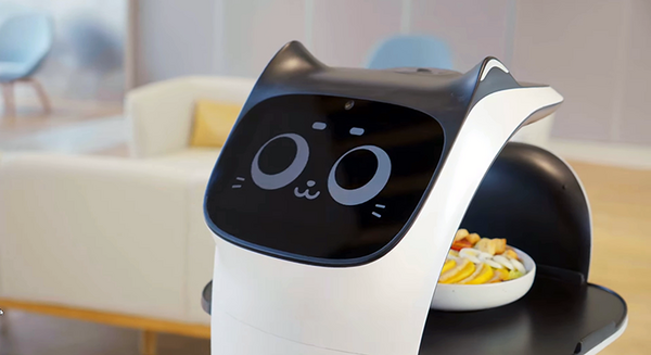 【かわいい】DFAが自動配膳ロボットを国内向けに提供へ　2千社以上で採用されている中国大手ロボットメーカーPuduが開発