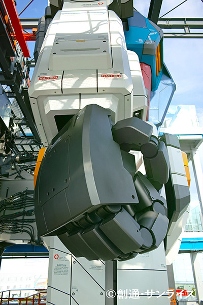 【速報/新動画】「動く実物大ガンダム」横浜で12月19日から公開　迫力の映像と詳細情報を発表　料金は1,650円～ GUNDAM FACTORY YOKOHAMA