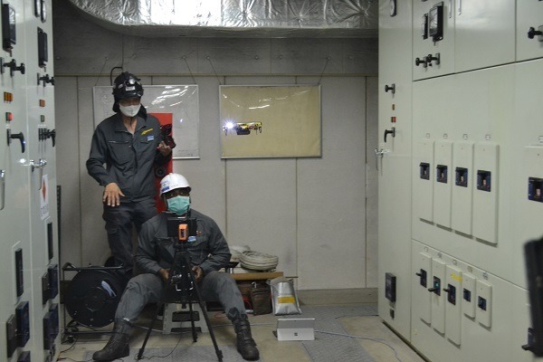 京急百貨店で世界最小クラスのドローンを活用して天井裏点検を実証実験　有用性を実証　京急アクセラレータープログラム