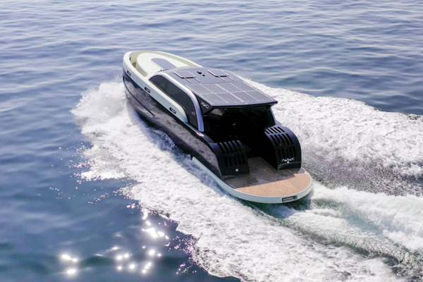 AIが安全な航行をサポート 進化するAIクルーザーをMarine Xが発表　船体のデザインはロボホンの高橋智隆氏が担当