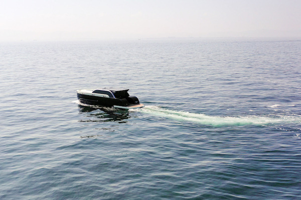 AIが安全な航行をサポート 進化するAIクルーザーをMarine Xが発表　船体のデザインはロボホンの高橋智隆氏が担当