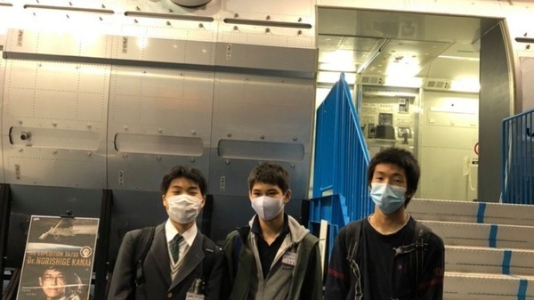 JAXAがNASAと開催した 第1回「きぼう」ロボットプログラミング競技会 大多数が大学生以上の中、日本の高校生チームが優勝