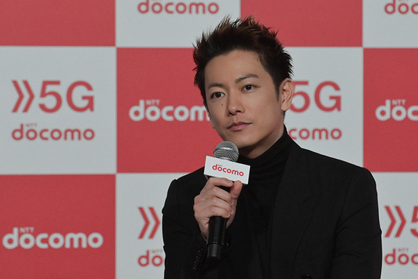 佐藤健さんがドコモの発表会に登場「XRシティ」を先行体験　「ドコモの5Gに期待するものは?」「自分の”ハヤい”ものは何?」に回答