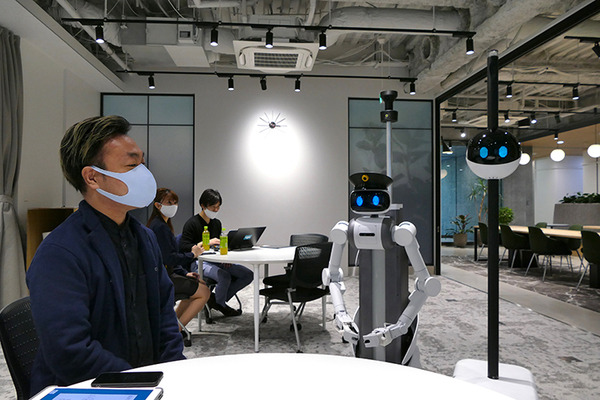 Mira Robotics、シンプルな「ugo Stand」を発表　21年から警備用途に本格展開へ