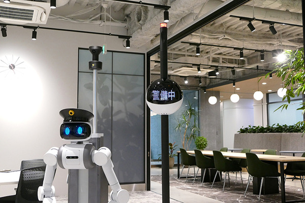 Mira Robotics、シンプルな「ugo Stand」を発表　21年から警備用途に本格展開へ