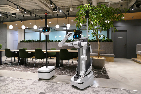Mira Robotics、シンプルな「ugo Stand」を発表　21年から警備用途に本格展開へ