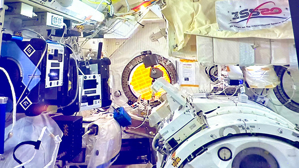 【速報】国際宇宙ステーションISSの遠隔操作ロボット「スペースアバター」を通して見えた地球の姿　地球は青く光かがやいていた！