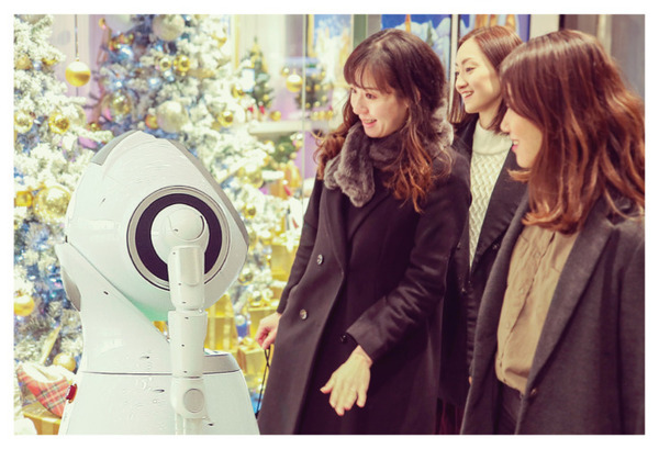 三越伊勢丹とIGPがロボット販売と導入促進で協業　モデルケースとして「FOOD & TIME ISETAN YOKOHAMA」に導入