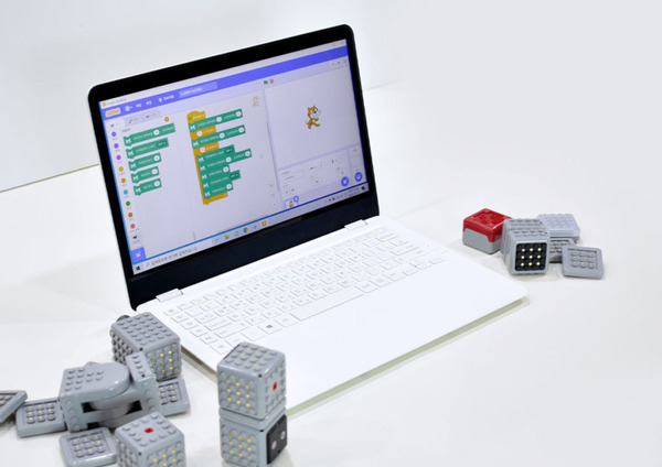 レゴブロックと互換性を持つロボットキット「MAUNZI」+Styleで取り扱い開始 組み立て後はプログラミングで動作