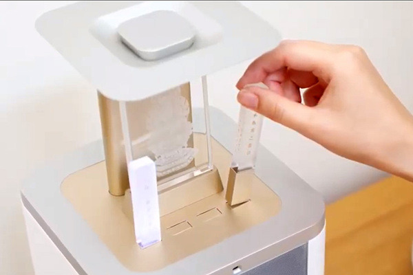 コミュニケーションする「スマート仏壇」とは!?「コハコ」がコンセプトムービーを公開