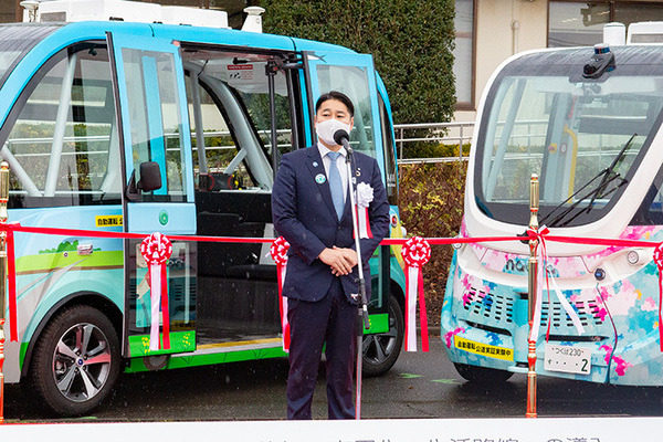 【日本初】自治体が自動運転バスを実用化、境町で一般公道を毎日走る！出発式／体験乗車／インフラ事情を写真と動画でレポート