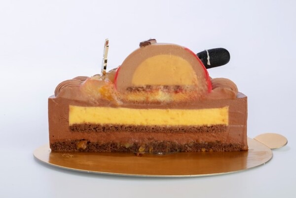 大人気の『LOVOT Cafe』がクリスマスケーキの予約受付を12月1日から開始 店内限定メニュー、限定デザインのコースターも登場
