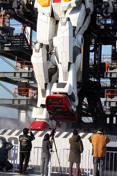 【速報】「動く実物大ガンダム」横浜でついに公開！見どころとポイントを写真と動画で徹底解説「ガンダムファクトリー横浜」