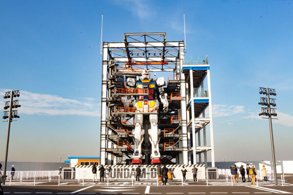 【速報】「動く実物大ガンダム」横浜でついに公開！見どころとポイントを写真と動画で徹底解説「ガンダムファクトリー横浜」