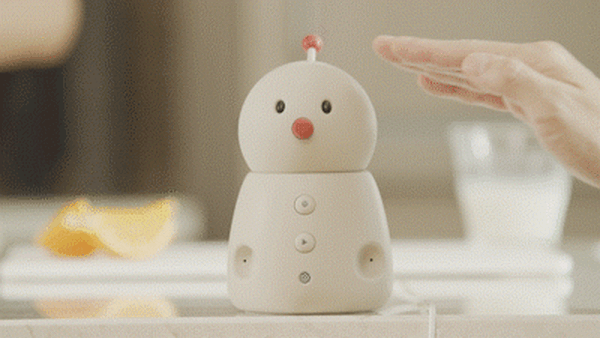 未来のファミリーロボット「BOCCO emo」支援者数は300人を越え、総額1000万円(1000%)を突破