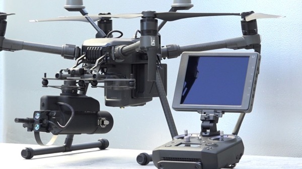 【世界初】ドローンにも付けられる「ロボット用遠隔型スプレー缶噴射装置」SABOT for Droneを発表　殺虫剤や塗料・薬剤スプレー等