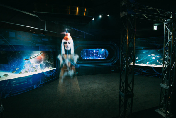 横浜ワールドポーターズに「宇宙xアクアリウム」異次元水族館！アクアリウム宇宙旅行「UNDER WATER SPACE」期間限定オープン