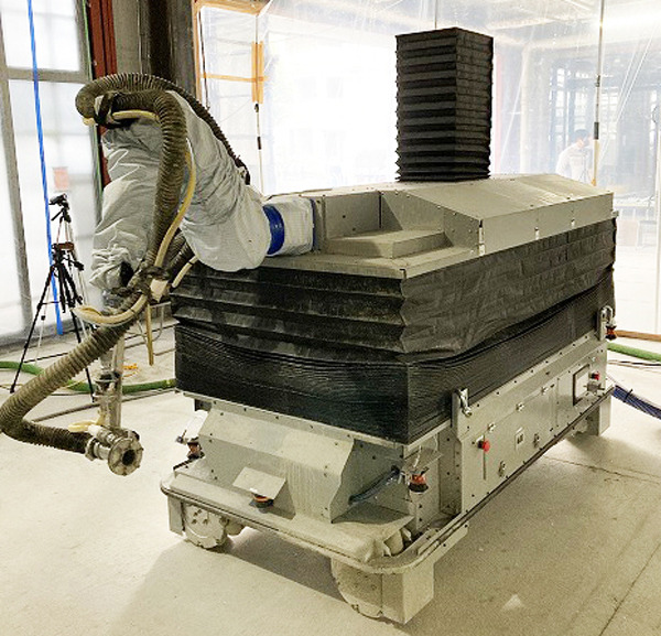 大和ハウス工業が吹付けロボットを横浜市の建設現場に導入　移動/昇降/アーム機構でモルタルなど耐火被覆吹付作業を約30％削減