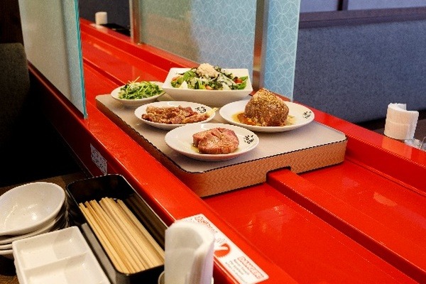 「焼肉の和民」が光触媒コーティングを導入　新型コロナウイルスを99％以上不活化