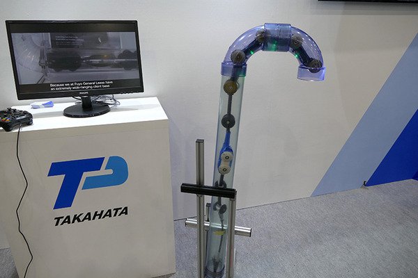 新型協働ロボット、アシストスーツ、消毒ロボットや遠隔接客　新型コロナ禍の「第5回ロボデックス」レポート