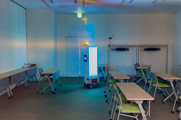 自律移動/清掃/消毒/配膳/警備/遠隔案内など14種類のロボットが集結！「あいちロボットショーケース」レポート(1)