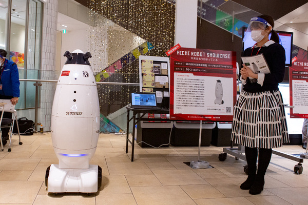 自律移動/清掃/消毒/配膳/警備/遠隔案内など14種類のロボットが集結！「あいちロボットショーケース」レポート(1)